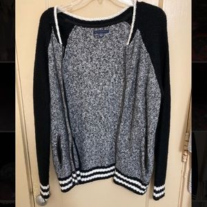 American Eagle Sweater Cardigan